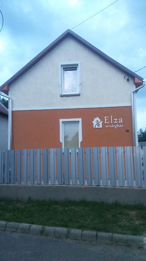 Elza Vendeghaz Apartment Sarospatak Exterior photo
